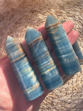 Load image into Gallery viewer, Blue Onyx Tower
