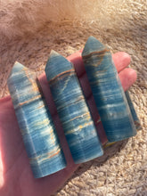 Load image into Gallery viewer, Blue Onyx Tower
