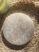 Load image into Gallery viewer, Selenite Plate
