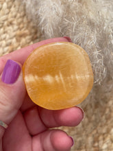 Load image into Gallery viewer, Orange Calcite Smoothie Palm Stone

