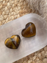 Load image into Gallery viewer, Tigers Eye Mini Puff Heart Carving
