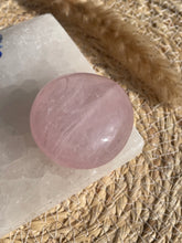 Load image into Gallery viewer, Rose Quartz Palm Stone
