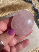 Load image into Gallery viewer, Rose Quartz Palm Stone
