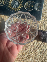 Load image into Gallery viewer, Vintage Glass Bowl
