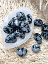 Load image into Gallery viewer, Snowflake Obsidian Tumble Stone
