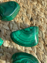 Load image into Gallery viewer, Malachite Tumble Stone
