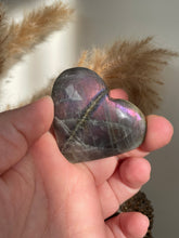 Load image into Gallery viewer, Purple Labradorite Heart Carving
