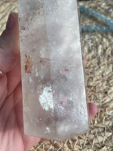 Load image into Gallery viewer, Clear Quartz Tower
