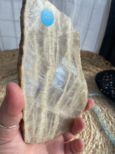 Load image into Gallery viewer, Moonstone Raw Slab
