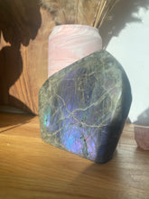 Load image into Gallery viewer, Labradorite Free Form
