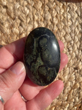 Load image into Gallery viewer, Kambaba Jasper Palm Stone
