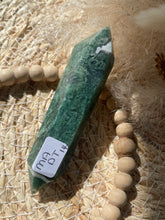 Load image into Gallery viewer, Moss Agate DT Double Terminated Wand
