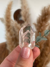 Load image into Gallery viewer, Lodalite Garden Quartz Tower
