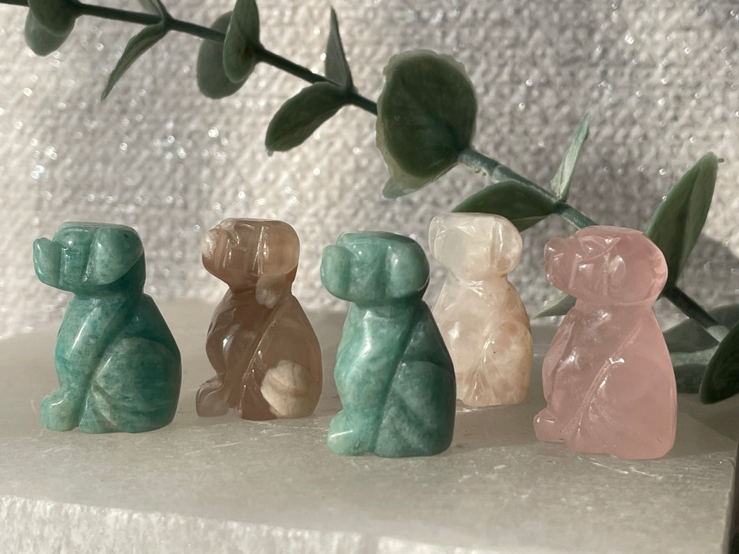Mini Dog Animal Carving