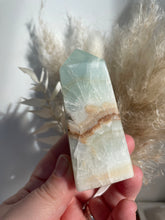 Load image into Gallery viewer, Caribbean Calcite Tower
