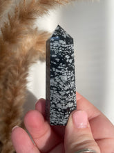 Load image into Gallery viewer, Snowflake Obsidian Tower
