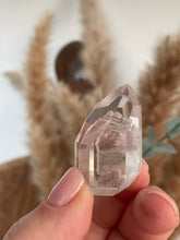 Load image into Gallery viewer, Lodalite Garden Quartz Tower
