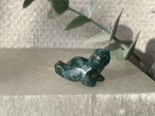 Load image into Gallery viewer, Moss Agate Seal Mini Animal Carving
