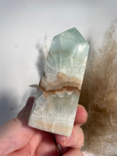 Load image into Gallery viewer, Caribbean Calcite Tower
