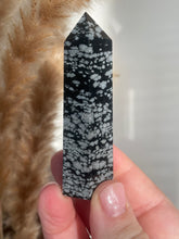 Load image into Gallery viewer, Snowflake Obsidian Tower
