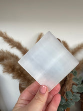 Load image into Gallery viewer, Selenite Charging Plate - Square
