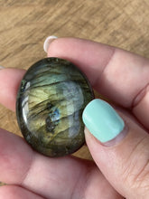 Load and play video in Gallery viewer, Labradorite Cabochon
