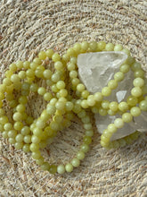 Load image into Gallery viewer, Lemon Jade Bracelet
