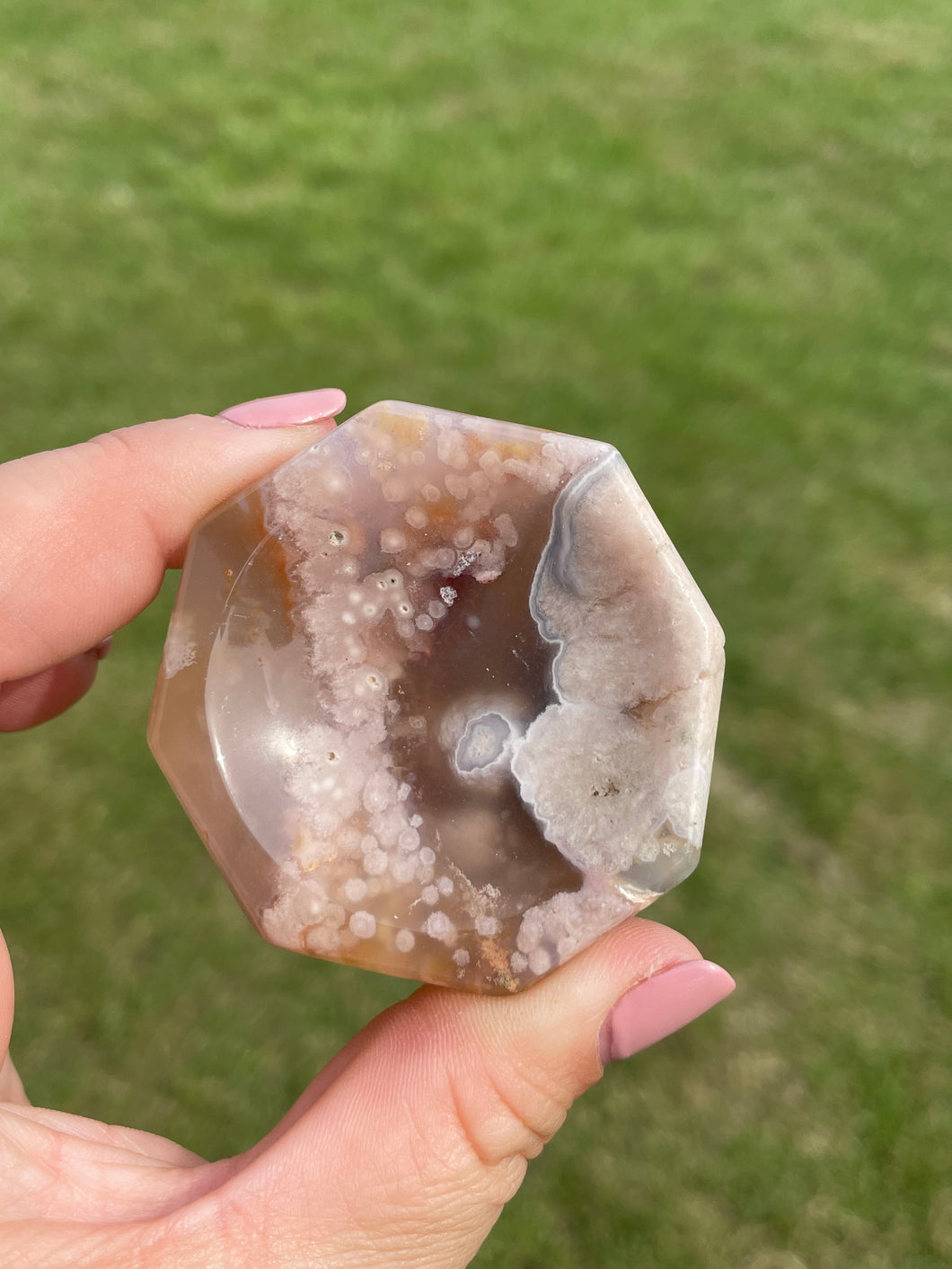 Flower Agate Bowl / Sphere Stand