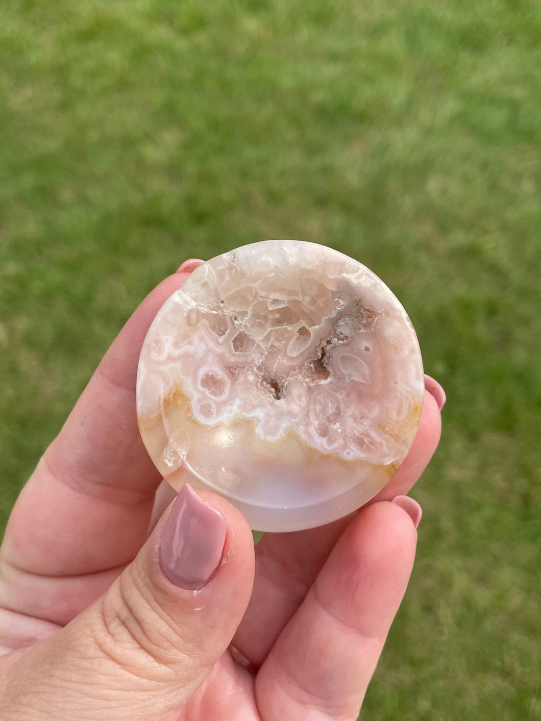 Flower Agate Bowl / Sphere Stand